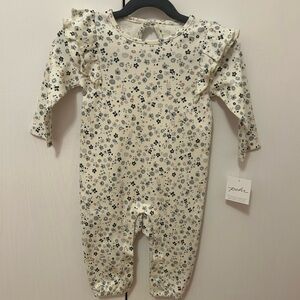 Pehr flutter sleeve romper 6-12 months NWT